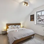 Smooth Living Lechhausen - Free Parking *