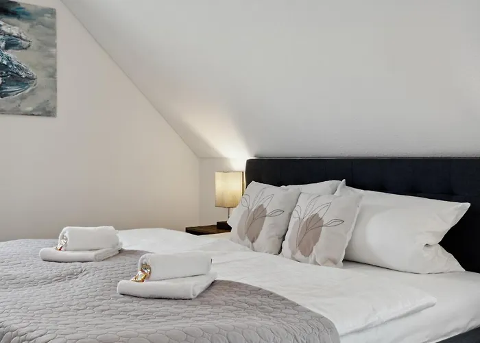 Smooth Living Lechhausen - Free Parking Apartman *